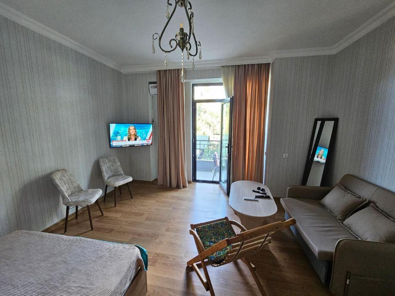 Апартаменти Flat Батумі Екстер'єр фото